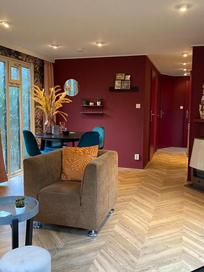 Sfeervolle Chalet Op De Veluwe In Hoenderloo Ξενοδοχείο Εξωτερικό φωτογραφία
