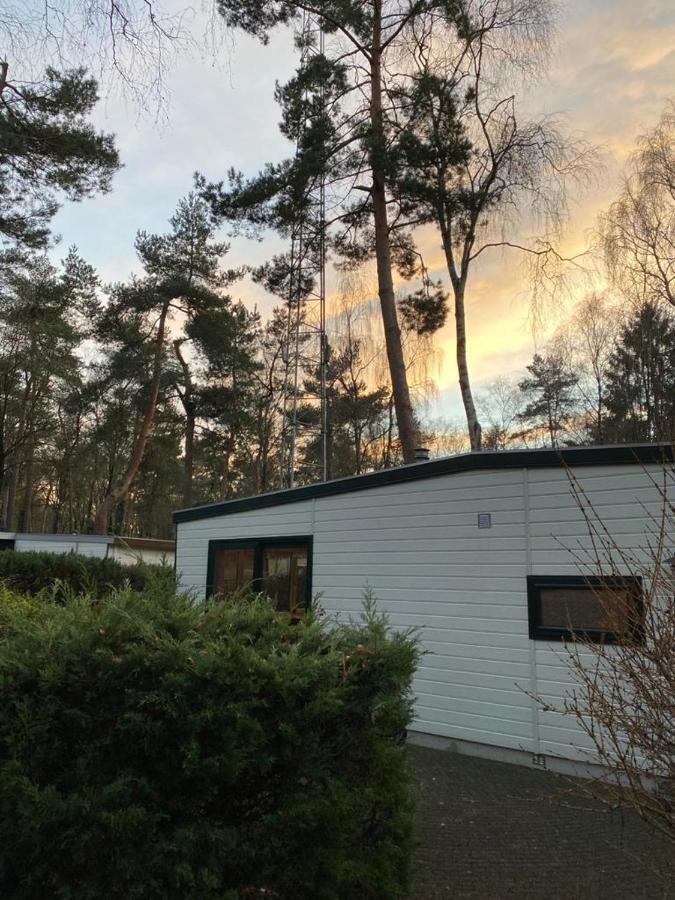 Sfeervolle Chalet Op De Veluwe In Hoenderloo Ξενοδοχείο Εξωτερικό φωτογραφία