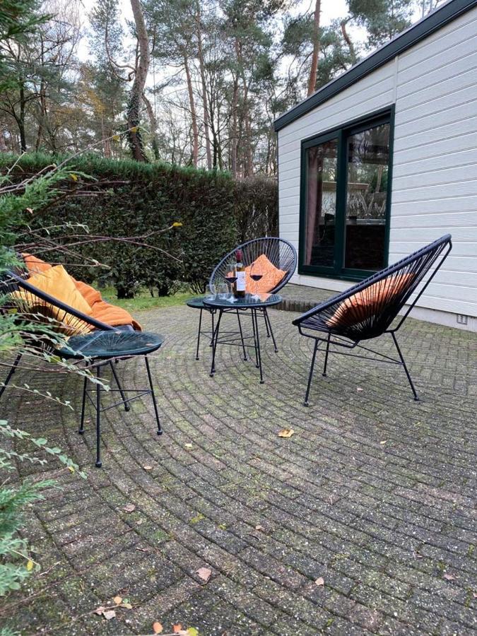 Sfeervolle Chalet Op De Veluwe In Hoenderloo Ξενοδοχείο Εξωτερικό φωτογραφία